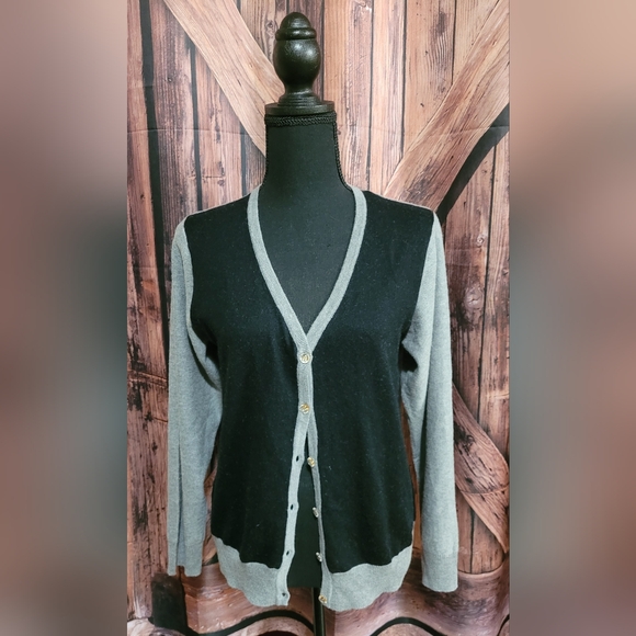 Iris Singer Collection Black/Gray Color Block Button Sweater - Picture 1 of 4